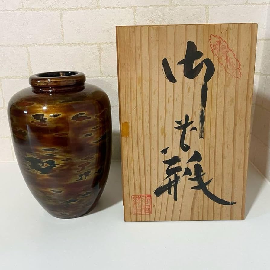 漆器花瓶谷岡漆芸店】